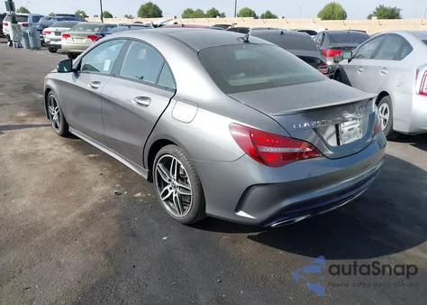 2019 Mercedes-Benz Cla 250 z USA, uszkodzony, nr VIN WDDSJ4EB2KN723366